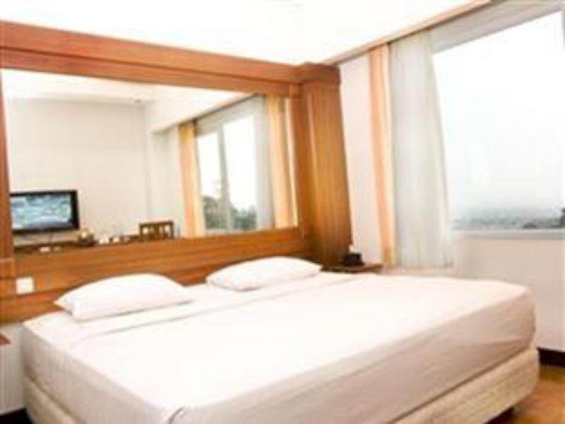 Wirton Dago Hotel Bandung Exterior foto